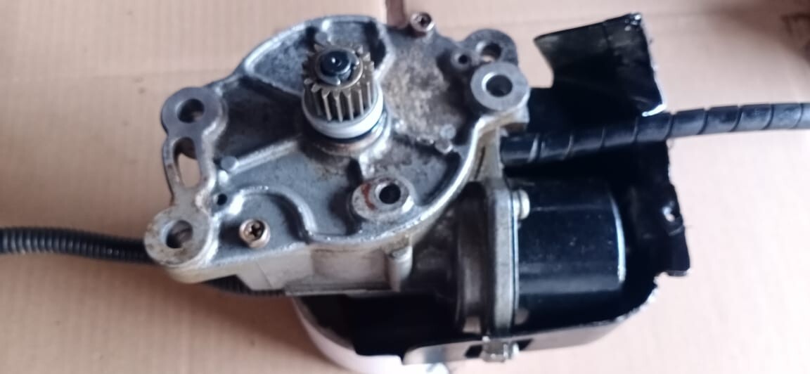 TOYOTA HILUX LANDCRUISER PRADO DIFF LOCK ACTUATOR ASSEMBLY - Used Auto Part