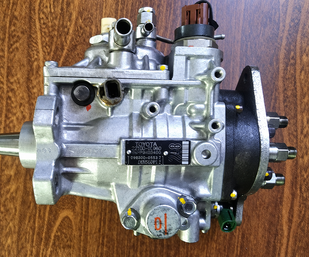 Toyota Landcruiser Amazon 1HD-FTE Fuel Injection Pump 100 Series 22100-1C480