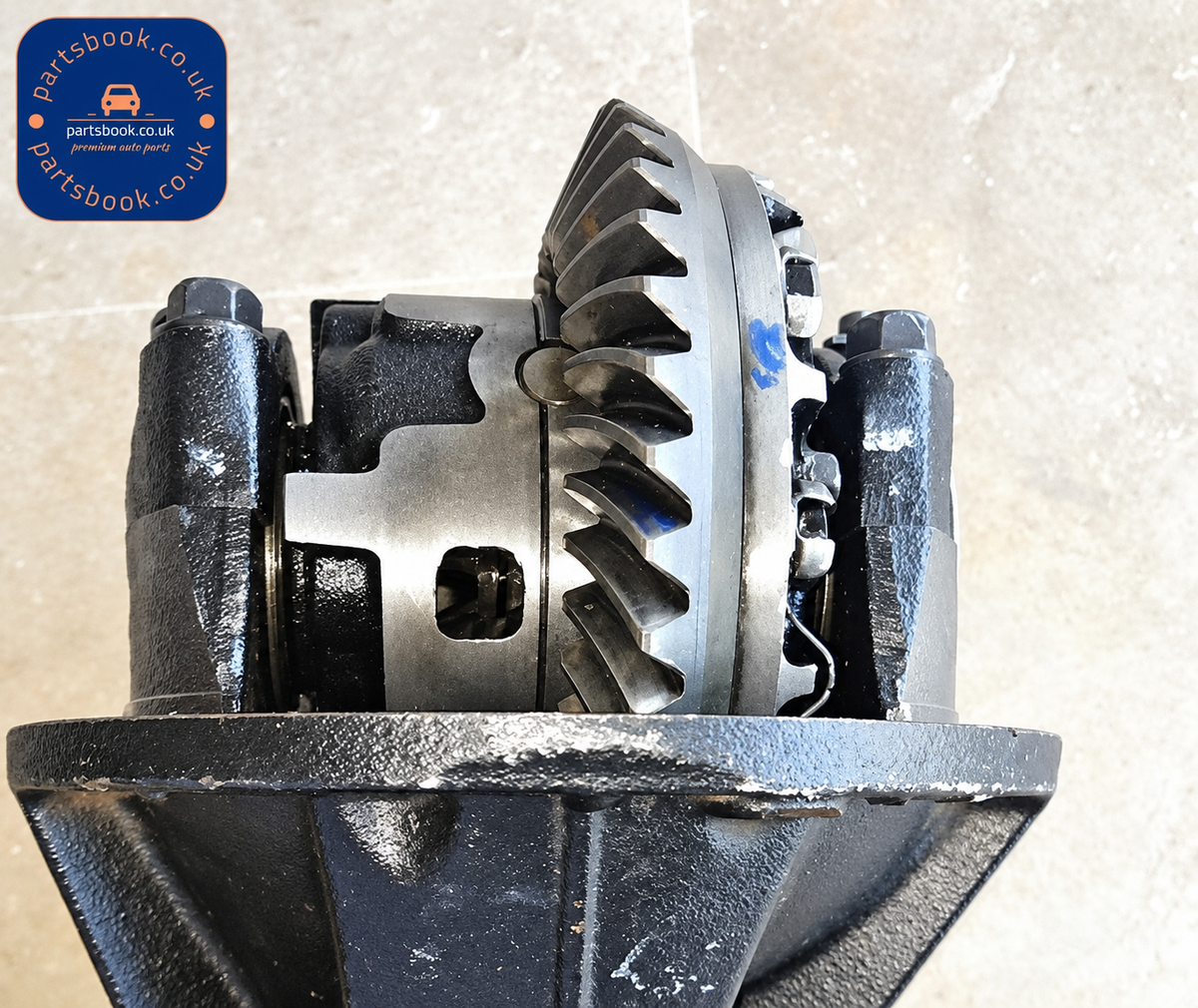 Toyota Hilux ,Hiace Rear Differential 10×43 LSD Ratio 4.3
