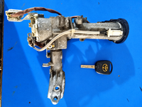 Toyota Land Cruiser 100 Series LX470 Complete Ignition Barrel With Key - View 1