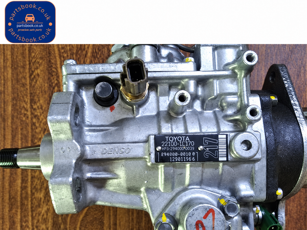 Toyota Landcruiser Amazon 1HD-FTE Fuel Injection Pump 100 Series 22100-1C170