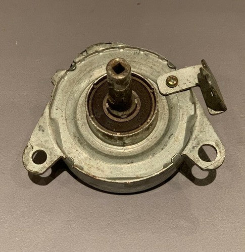 Toyota Land Cruiser 100 Series Amazon, LX470 Steering Telescopic Motor - Used Auto Part