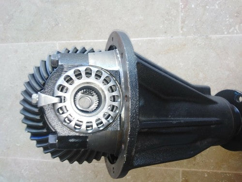 Toyota Dyna 1.25 Ton Rear Differential 11×41 LSD Ratio 3.72 - Used Auto Part