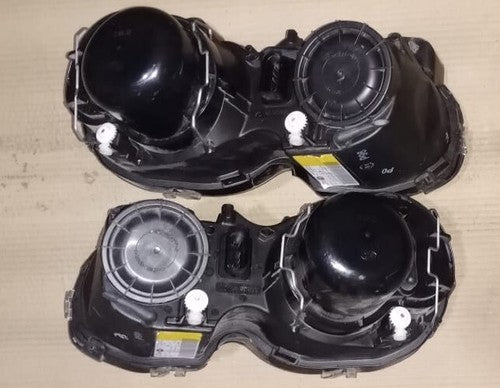 02 TO 08 JAGUAR X-TYPE FRONT HELLA PROJECTOR HEADLIGHTS Pair - Used Auto Part