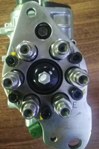 Toyota Landcruiser Amazon 1HD-FTE Fuel Injection Pump 100 Series 22100-1C170 - View 3