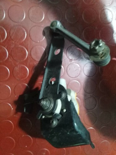 Toyota Land Cruiser HDJ100, UZJ100 LX470 Suspension hight Sensor Rear 8940760010 - Used Auto Part