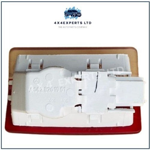 A0028201901 DOOR CARD COURTESY LIGHT LAMP M276 3.5L MERCEDES-BENZ - Used Auto Part