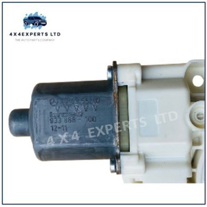 A2469065200 FRONT RIGHT DOOR GEAR MOTOR X156, GLA45, GLA250, B250 MERCEDES - Used Auto Part