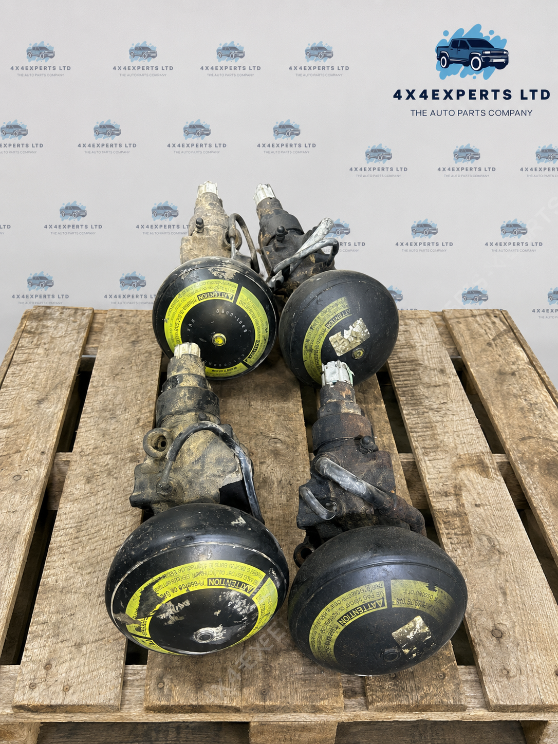 Toyota Land Cruiser 100 Lexus LX470 AHC Shocks Accumulators Springs 1998-2007 - Used Auto Part