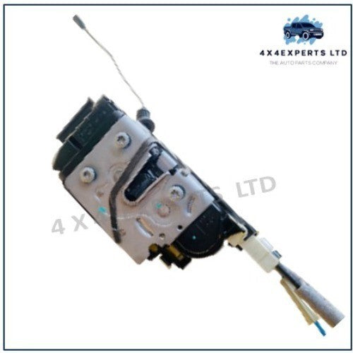 A1667200335 FRONT LEFT DOOR LOCK RHD MERCEDES-BENZ GLA X156 - Used Auto Part