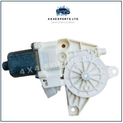 A2469065200 FRONT RIGHT DOOR GEAR MOTOR X156, GLA45, GLA250, B250 MERCEDES - Used Auto Part