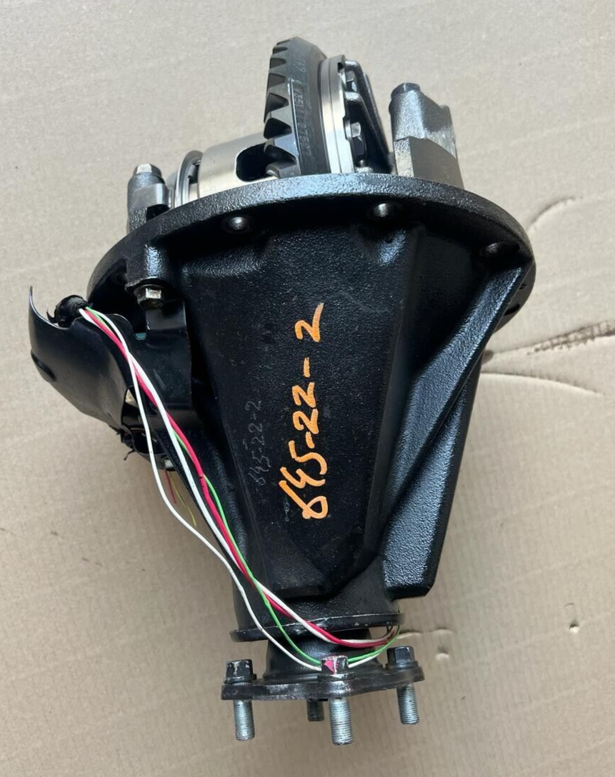 REAR DIFFERENTIAL ASSEMLY FOR TOYOTA HILUX 41110-0K820 RATIO 3.58 - Used Auto Part