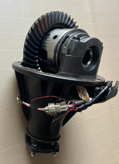 REAR DIFFERENTIAL ASSEMLY FOR TOYOTA HILUX 41110-0K820 RATIO 3.58 - Used Auto Part