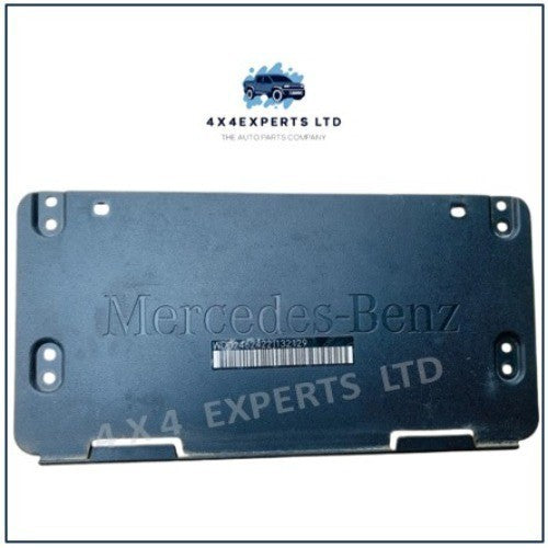 A0008101611 REAR PANEL DOOR FASTENING PLATE W213, CLS550 MERCEDEZ - Used Auto Part