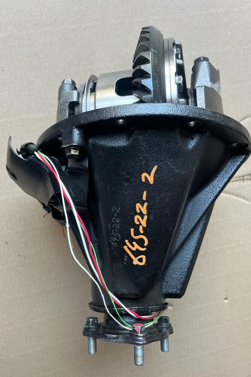 REAR DIFFERENTIAL ASSEMLY FOR TOYOTA HILUX 41110-0K820 RATIO 3.58 - Used Auto Part